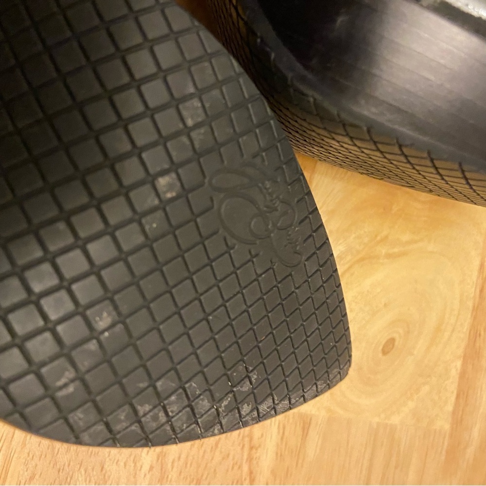 Lovely People Black And Gold Foil Scalloped Pointy Toe High Heel Shoes Size 10. - Picture 7 of 10